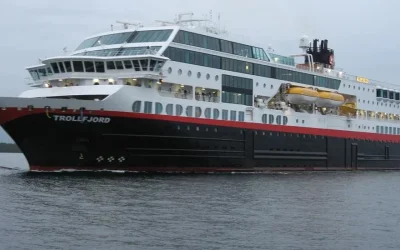 MS Trollfjord